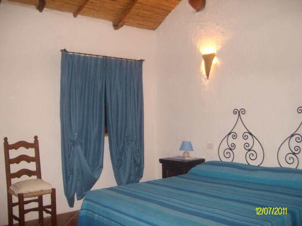 Bed and Breakfast Agriturismo Spridda Arzachena Zimmer foto