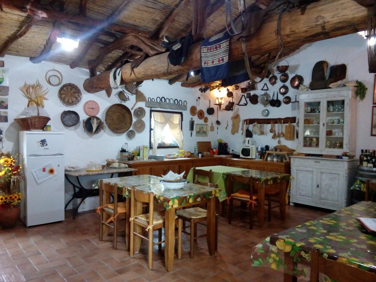 Bed and Breakfast Agriturismo Spridda Arzachena Exterior foto